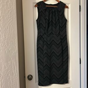 En Focus Studio Black & Gray Knit Slimming Dress